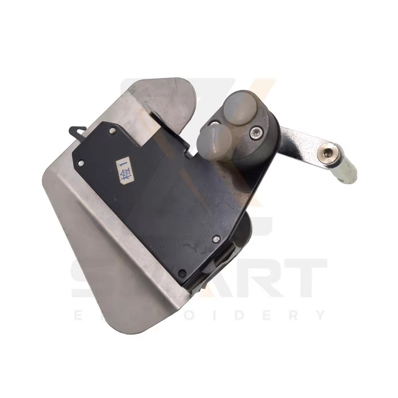 Upper Thread Hook Wiper Ass'y Għall-Magna Ċiniża tar-Rakkmu C0101CN06